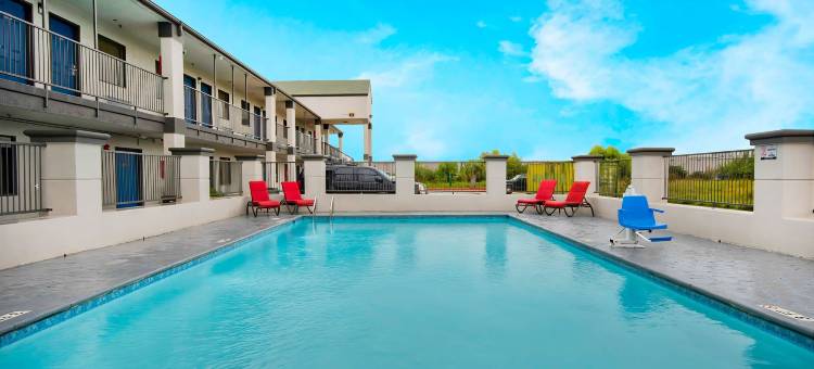 德克萨斯德克萨斯城 6 号开间(Studio 6 Texas City, TX)图片