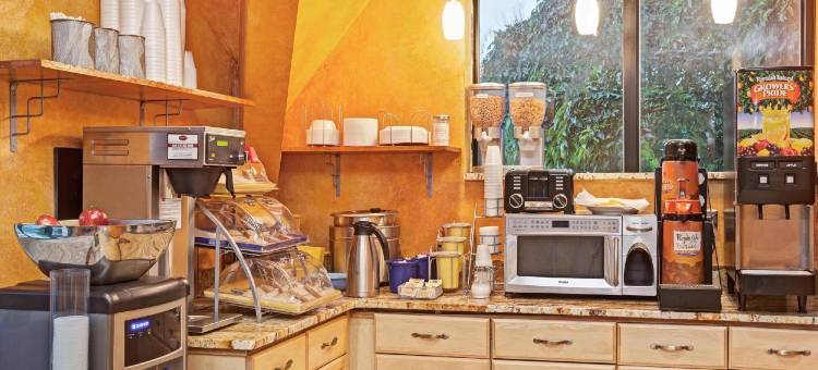 纳努特斯普林瓦利温德姆戴斯酒店(Days Inn by Wyndham Nanuet / Spring Valley)图片