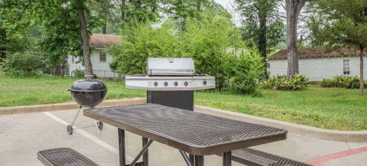 曼斯菲尔德温德姆速8酒店(Super 8 by Wyndham Mansfield LA)图片