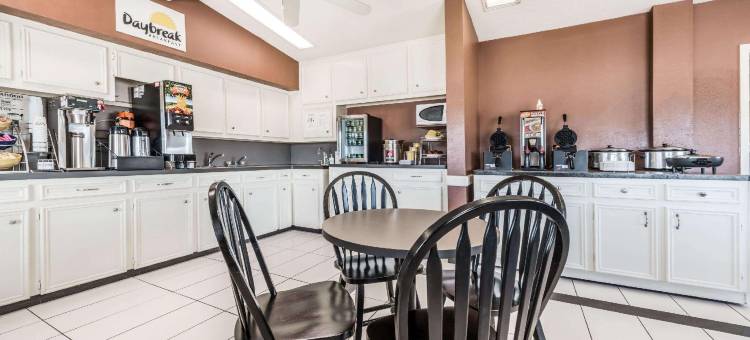 布赖恩克利奇站戴斯酒店(Days Inn by Wyndham Bryan College Station)图片