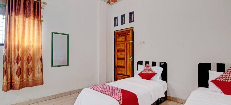 OYO 92455 哈迪尔法伊斯兰民宿 Near Nowwa Cafe(OYO 92455 Hadhilfa Homestay Syariah Near Nowwa Cafe)图片