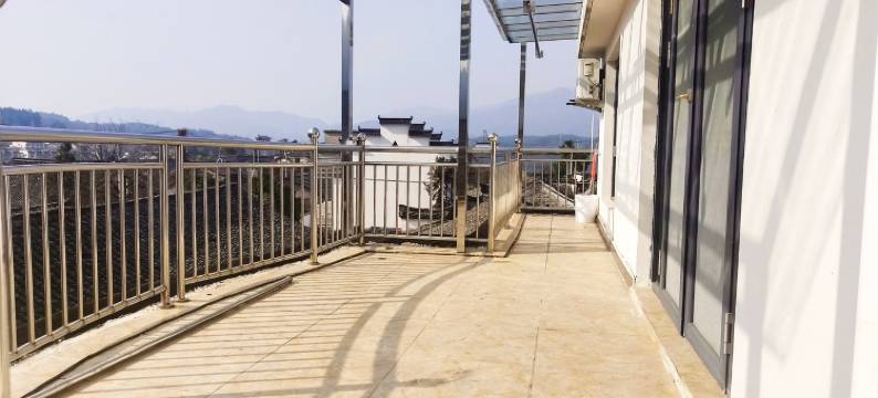 桃花潭水深千尺不及汪伦送我情度假别墅(平安街分店)图片