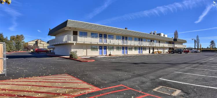 费拉格尔斯塔夫巴特勒大道6号汽车旅馆(Motel 6 Flagstaff, AZ - Butler)图片