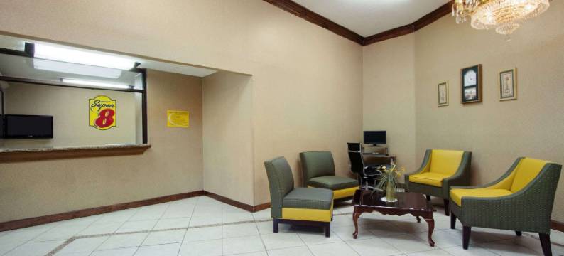 荷姆伍德伯明翰地区温德姆速8酒店(Super 8 by Wyndham Homewood Birmingham Area)图片