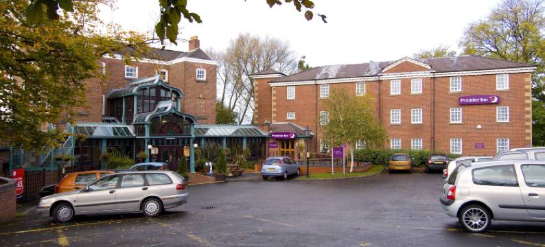 斯托克波特中心普瑞米尔酒店(Premier Inn Stockport Central)图片