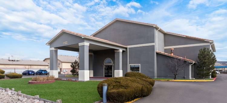 SureStay Hotel by Best Western Grants图片