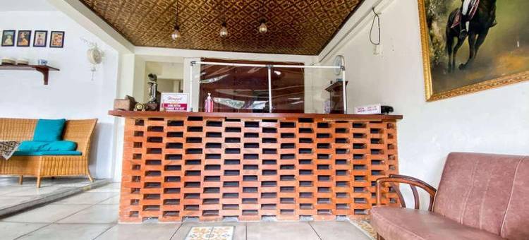 兴吉尔民宿沙利亚玛里奥波罗约加米特拉红多兹酒店(Hinggil Homestay Syariah Malioboro Yogya Mitra RedDoorz)图片