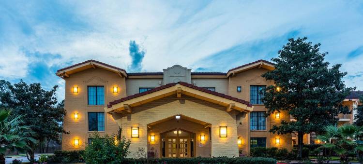 北伍德兰兹温德姆速 8 酒店(Super 8 by Wyndham The Woodlands North)图片