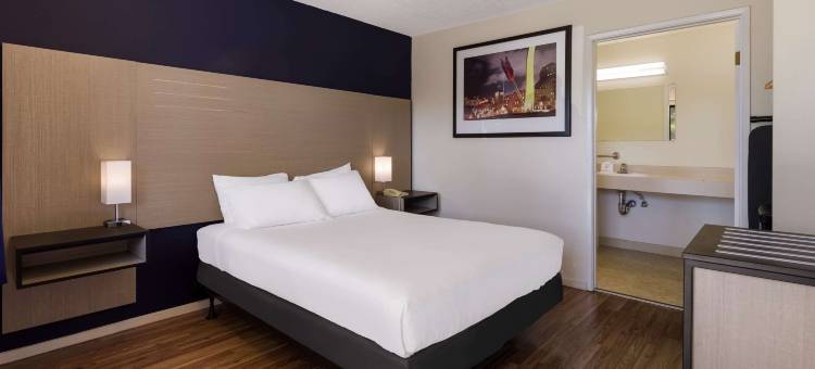 利弗莫尔罗德威酒店(Rodeway Inn Livermore)图片