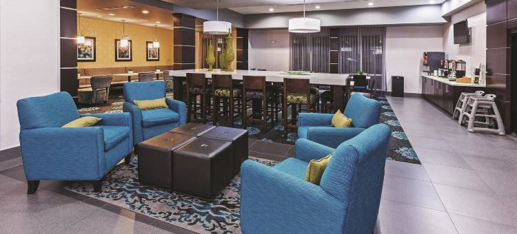 拉昆塔温德姆酒店套房by 温德姆沃斯堡阿灵顿西(La Quinta Inn & Suites by Wyndham Fort Worth Arlington West)图片