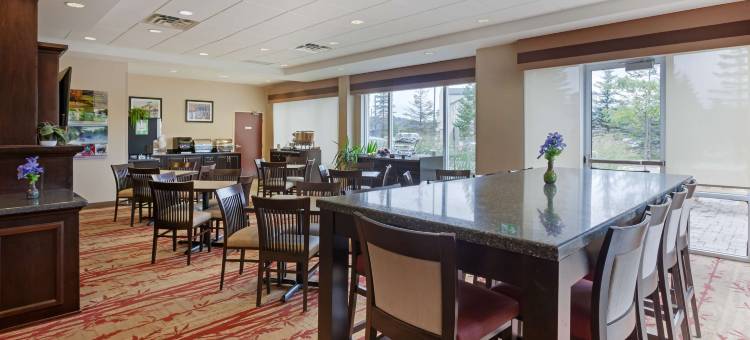 莫斯科克贝斯特韦斯特优质酒店(Best Western Plus Muskoka Inn)图片