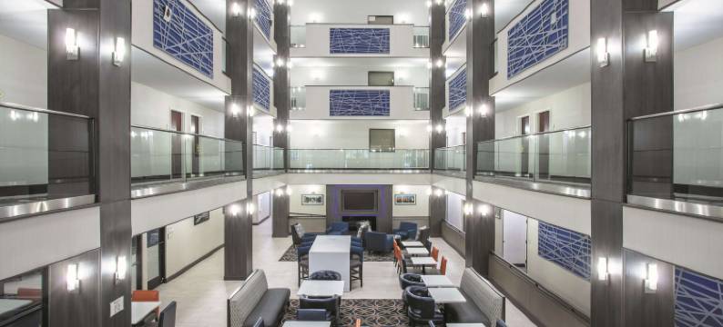 卡温顿拉昆塔温德姆套房酒店(La Quinta Inn & Suites by Wyndham Covington)图片