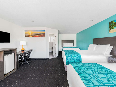 加纳诺克豪生酒店