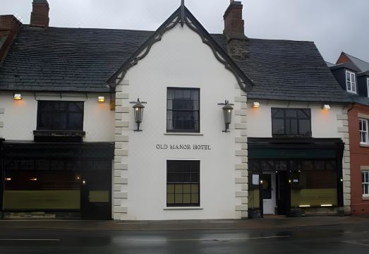 Caravelli Hotel Overview