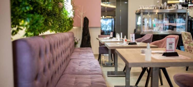 罗特斯戈尔尼酒店(Garni Hotel Lotos)图片
