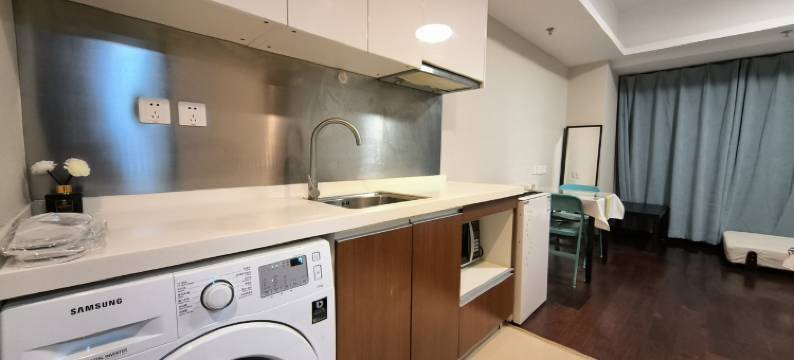 云溪彩电塔民宿(青年大街分店)图片