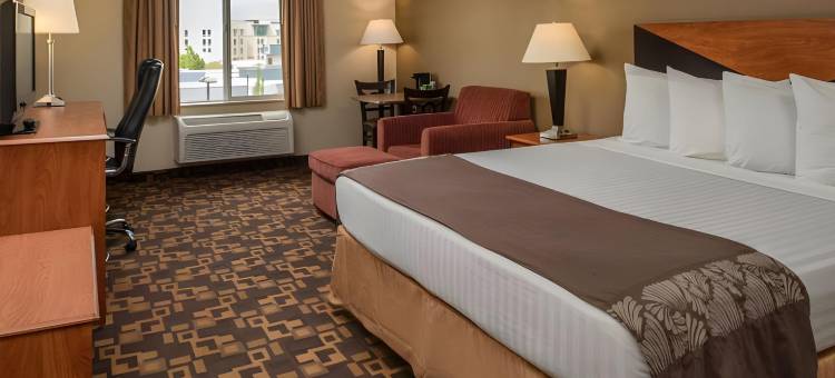 贝斯特韦斯特修尔住宿普拉斯酒店 - 肯纳威克三城(Best Western Kennewick Tri-Cities Center Hotel)图片