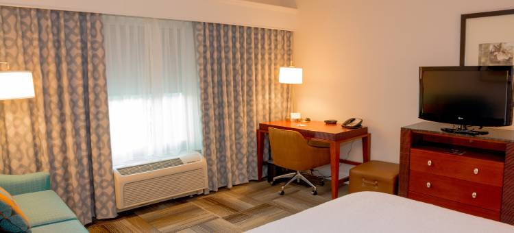 希尔顿欢朋套房酒店-科罗纳里布东(Hampton Inn & Suites Riverside/Corona East)图片