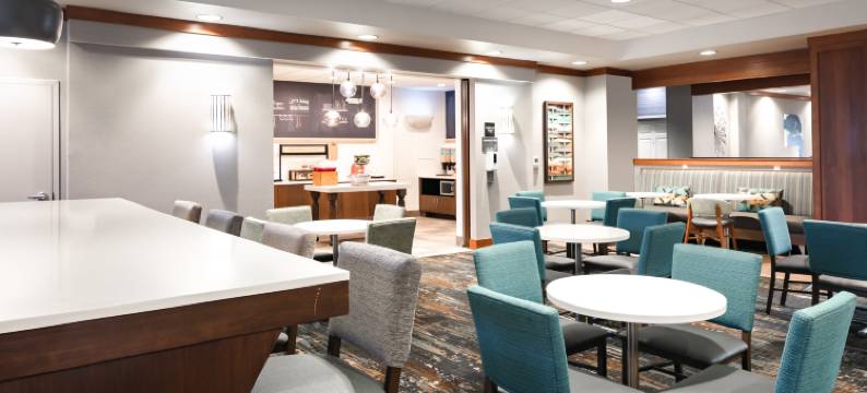 希尔顿欢朋酒店-康瑟尔布拉夫斯(Hampton Inn Council Bluffs)图片