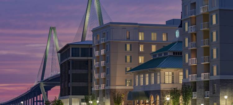 希尔顿查尔斯顿海港大使馆套房酒店山愉快(Embassy Suites by Hilton Charleston Harbor Mt. Pleasant)图片