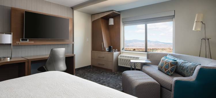 拉夫兰-柯林斯堡万豪万怡酒店(Courtyard Loveland Fort Collins)图片