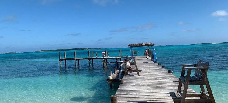 埃克苏马海滩角(Exuma Beach Point)图片