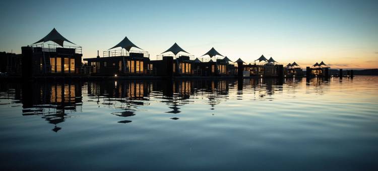 波罗姆巴赫斯水上村庄酒店(Floating Village Brombachsee)图片