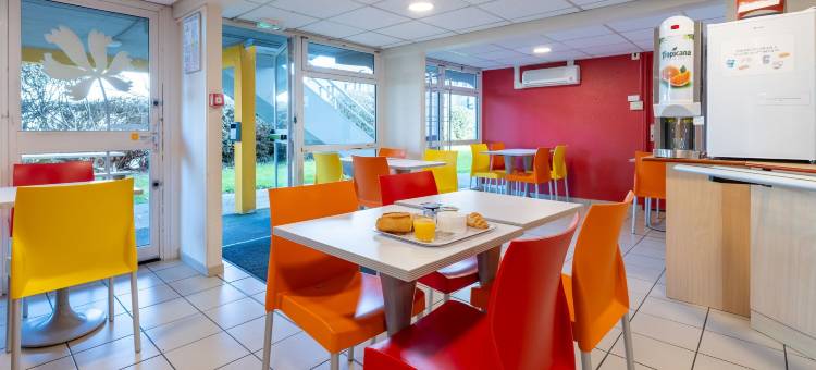 昂热布库泽普瑞米尔经典酒店(Premiere Classe Angers Ouest - BEAUCOUZÉ)图片