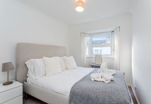 3Br Central Patio Home with ParkingHotel Overview