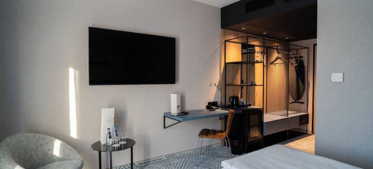 Q加酒店(Q Hotel Plus Wrocław)图片