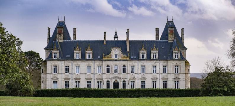 特雷塞城堡(Château de Tressé)图片