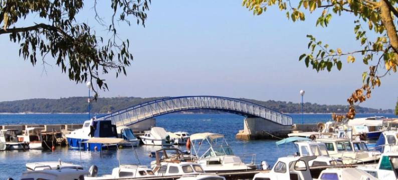 舒适公寓，共享泳池(Cozy apartment with shared pool)图片