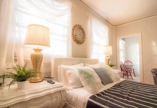 Casa Bonita Apartments Hotel Overview