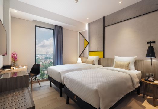 Arosa Hotel Jakarta Hotel Overview