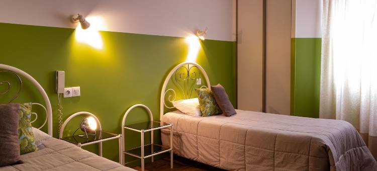 卡昂图354酒店(Hôtel le Cantou 354)图片