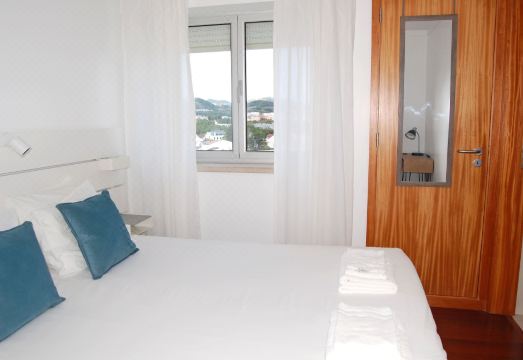 Atlantic Tower - Free Parking Hotel Overview