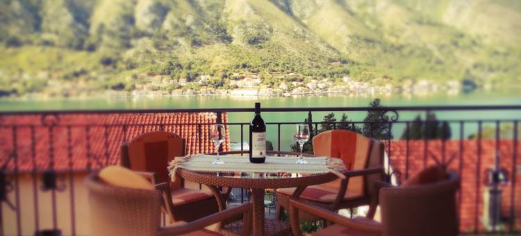 拉扎雷维奇公寓酒店(Apartments Lazarević)图片