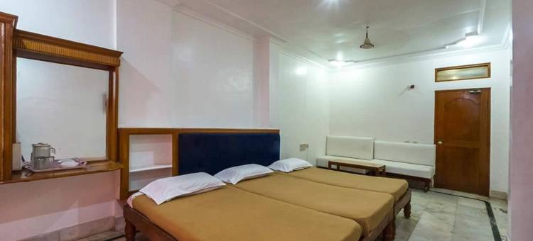 依伦斯山巴古铁塔国际酒店(Iroomz Shanbhag Towers International)图片