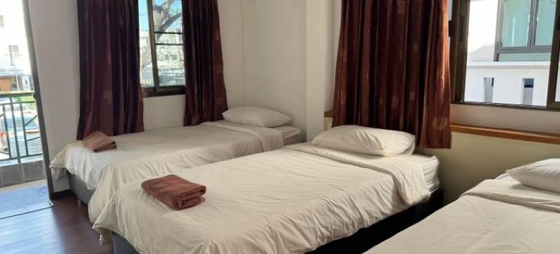 叔叔阿姨旅馆(Aunt & Uncle's House)图片