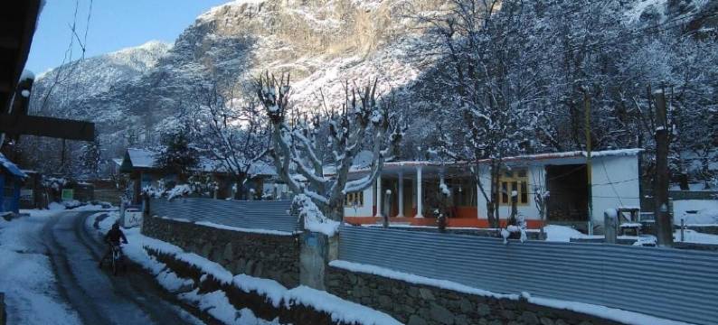 贝娜齐尔酒店卡拉什(Benazir Hotel Kalash)图片