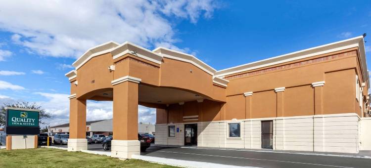 迈措沃市中心凯艺套房酒店(Quality Inn & Suites Near Downtown Mesa)图片