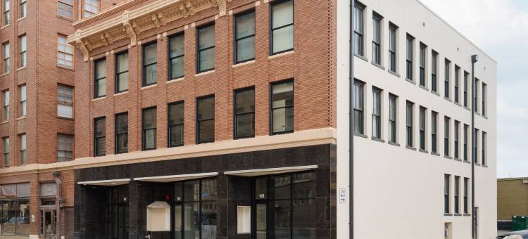 佩兰光(La Luz)图片