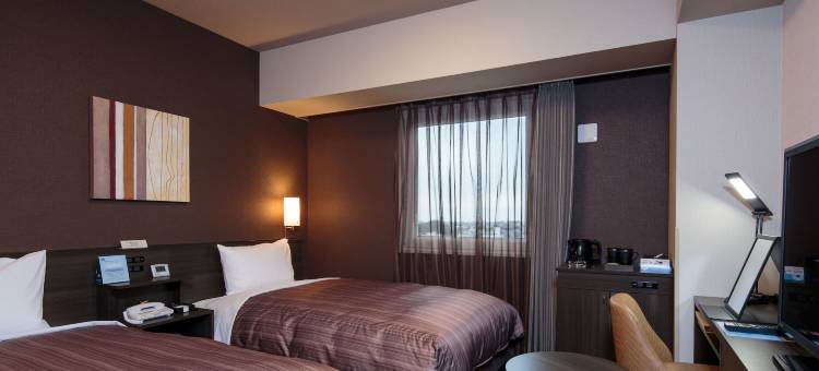 Route Inn酒店-高冈站前(Hotel Route-Inn Takaoka Ekimae)图片