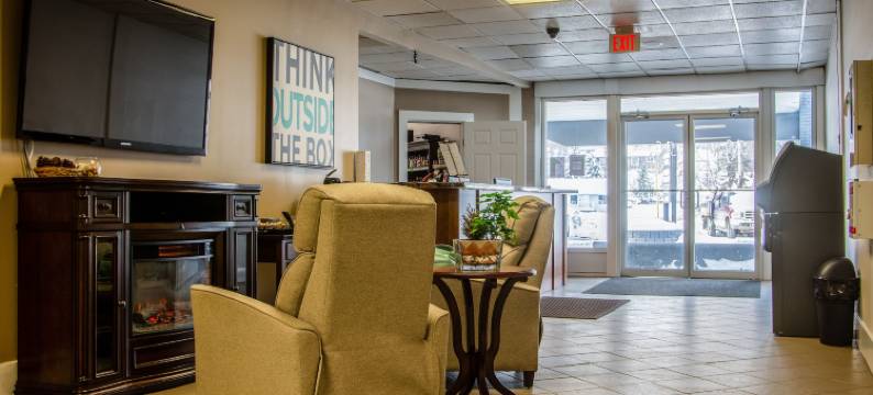 诺斯伍德广场酒店(Northwood Plaza Hotel)图片