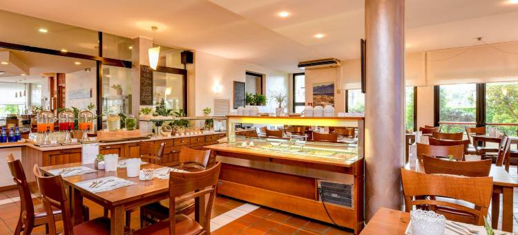 瑞尔酒店(Hotel Riel)图片