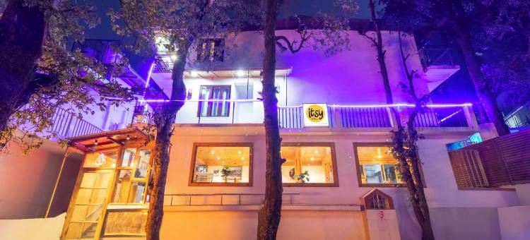Itsy酒店Shri Gv旅馆,距离Tiffin Top 600米(Itsy Hotels Shri Gv Inn, 600 Mtrs from Tiffin Top)图片