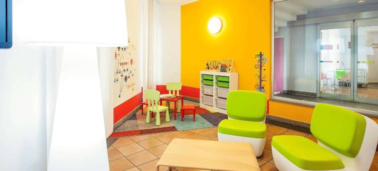 宜必思尚品那不勒斯加里波酒店(Ibis Styles Napoli Garibaldi)图片