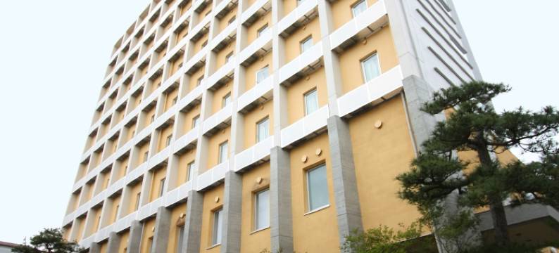 鱼津门通站前酒店(Uozu Manten Hotel Ekimae)图片