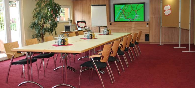 克劳斯坦波拉斯图本酒店(Hotel Klosterbräustuben)图片