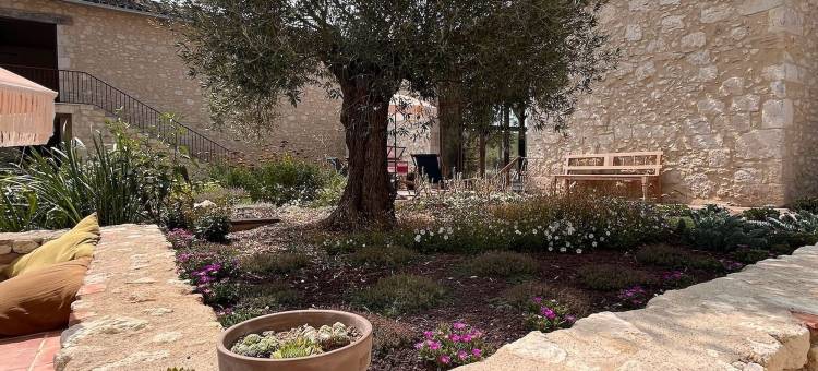 拉萨尔圣克雷阿克庄园(Gîte l'Etable - Domaine Lassalle Saint-créac)图片